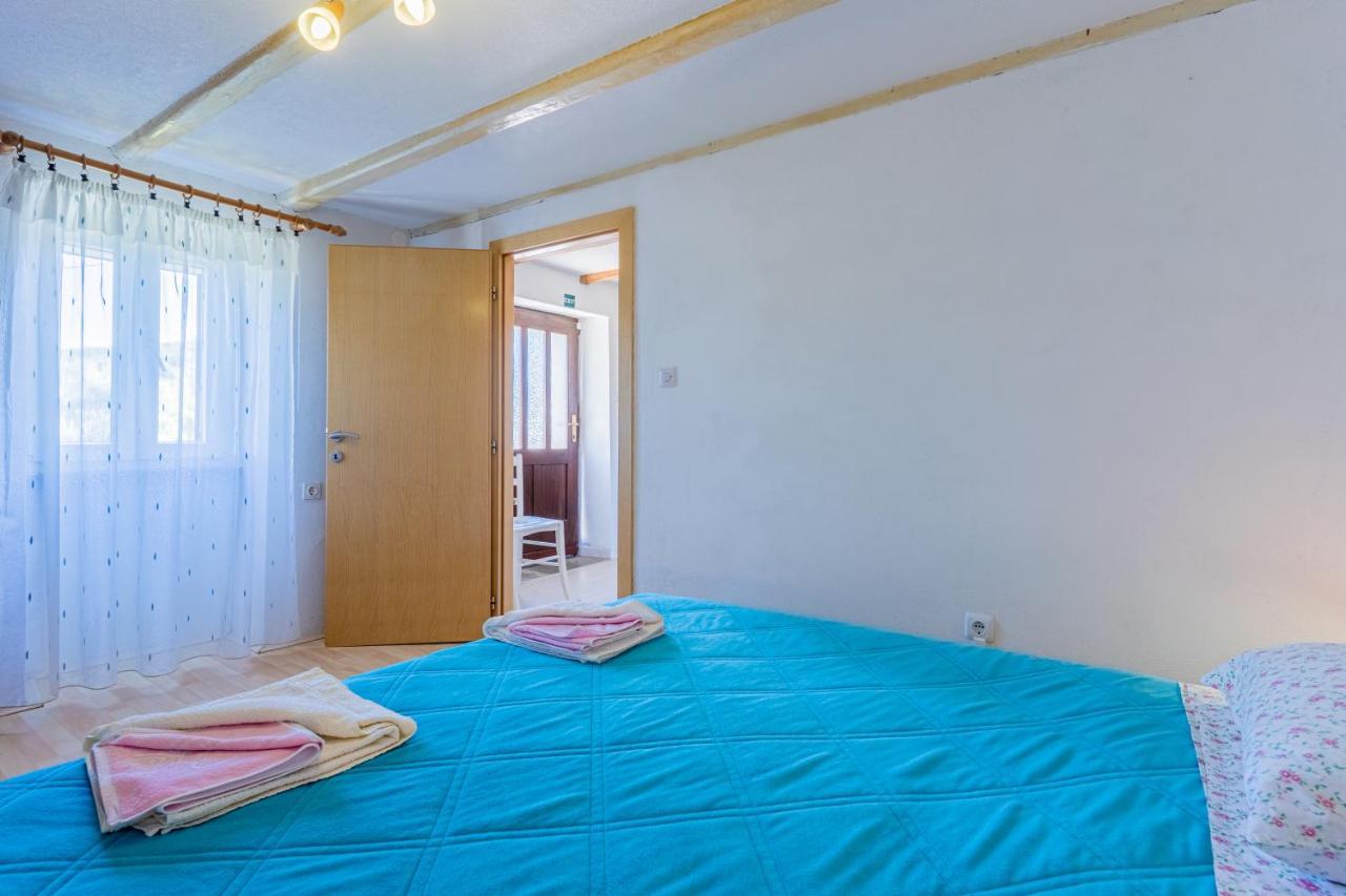 Apartmani Valun1 Екстер'єр фото