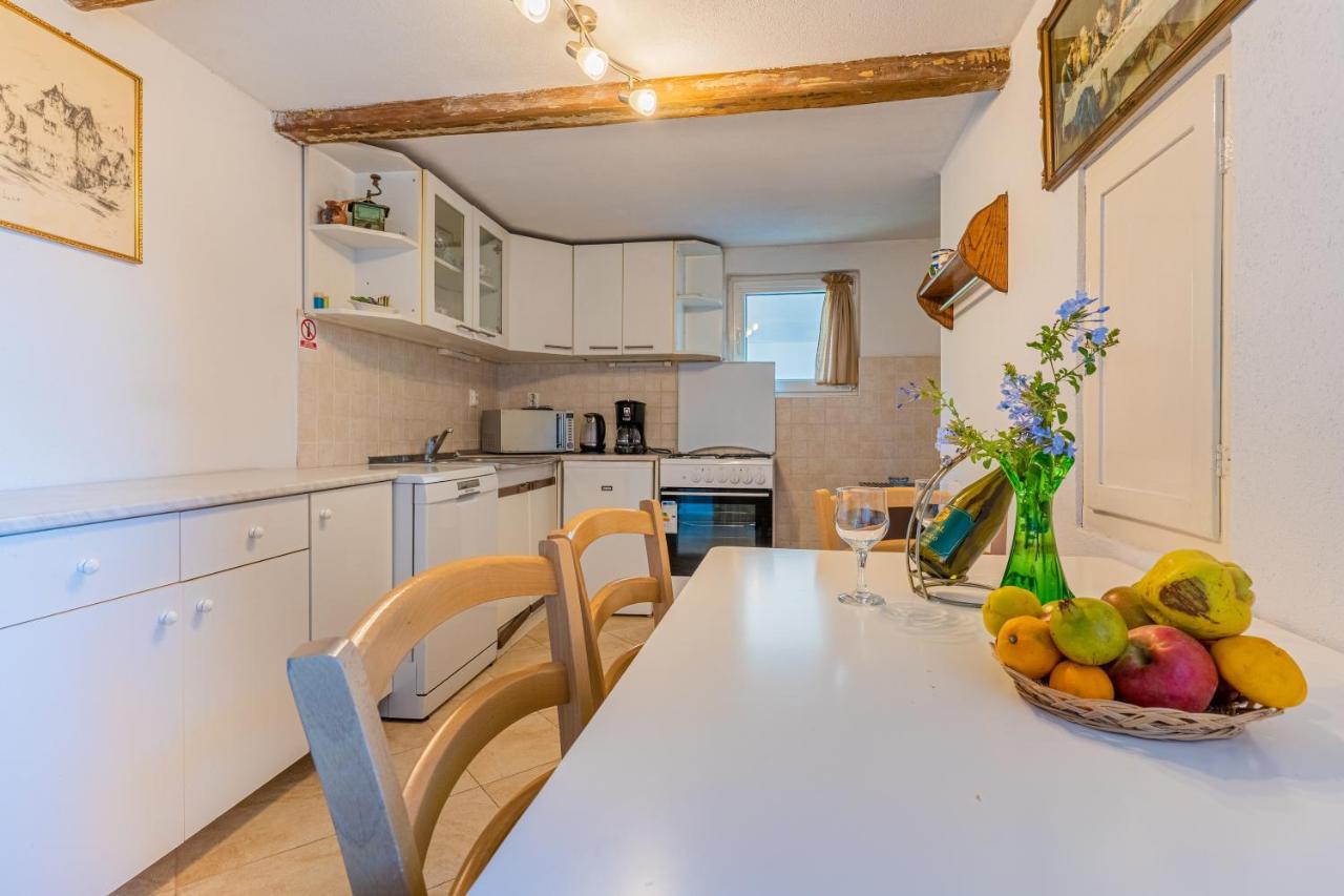 Apartmani Valun1 Екстер'єр фото