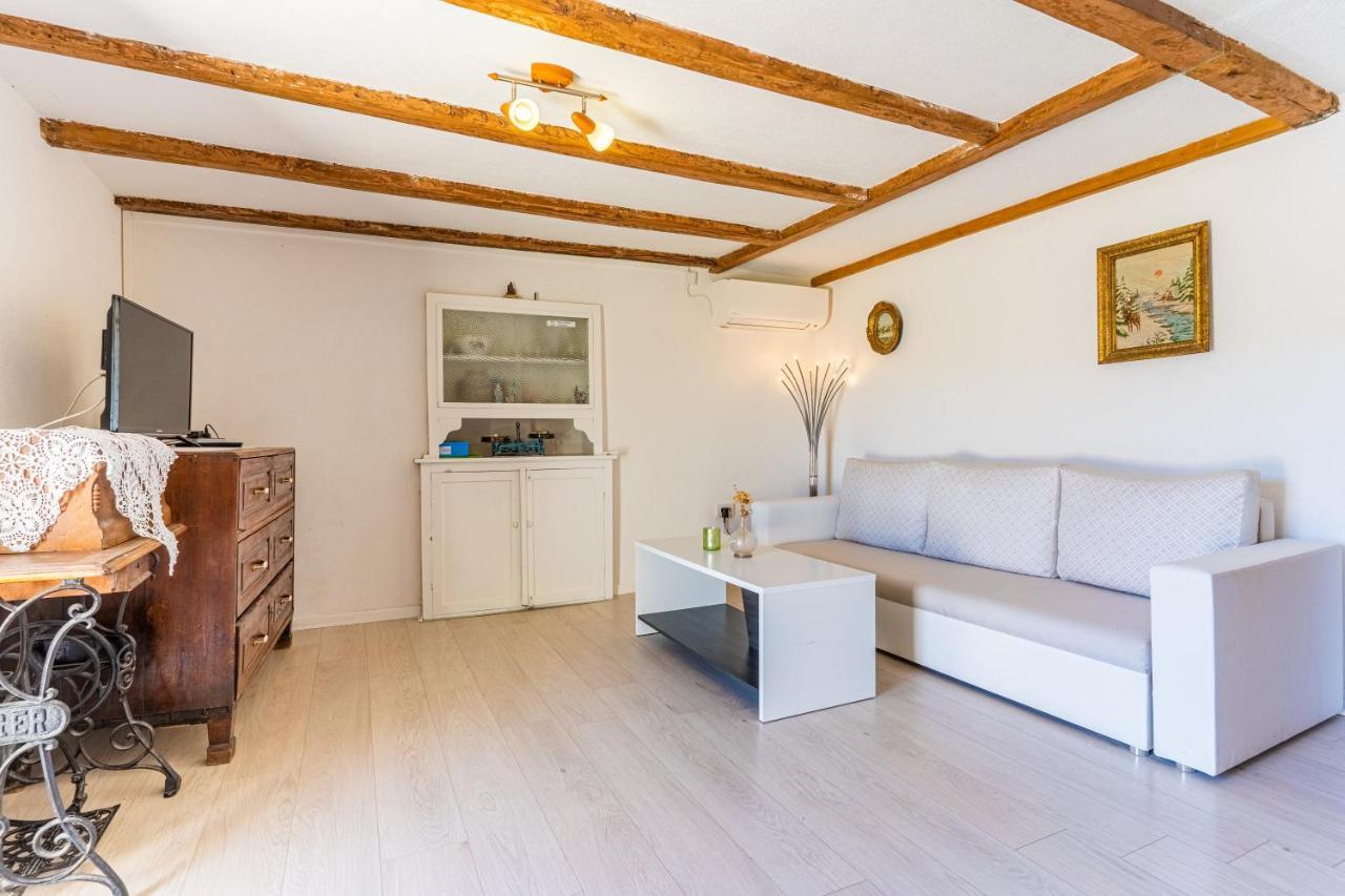 Apartmani Valun1 Екстер'єр фото